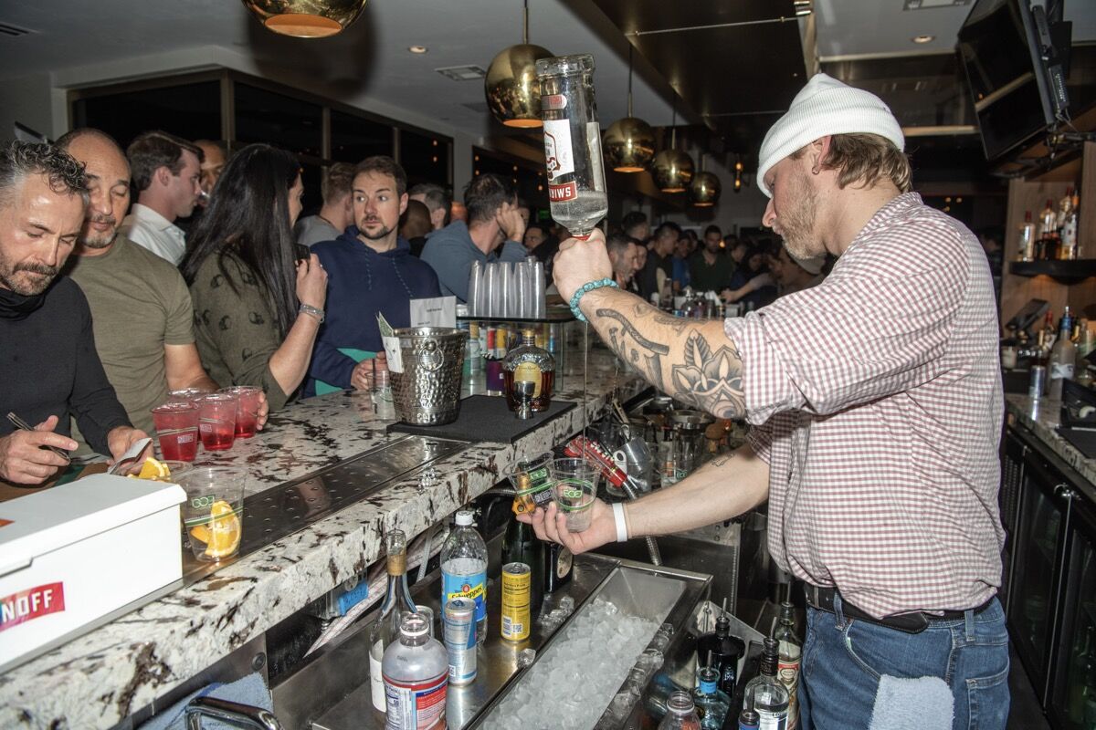 Speed pour